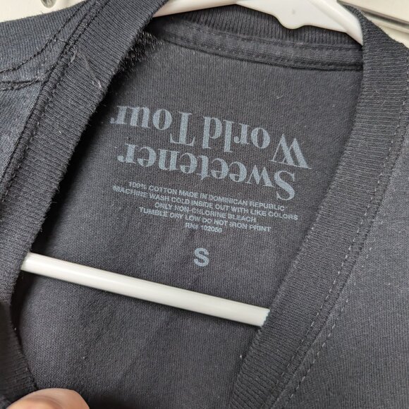 Official Ariana Grande Thank U, Next Sweetener World Tour Tee Size Small - Picture 4 of 9